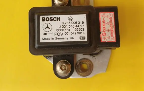Mercedes-Benz A W168 ESP acceleration yaw rate sensor 0015404417 0265005219