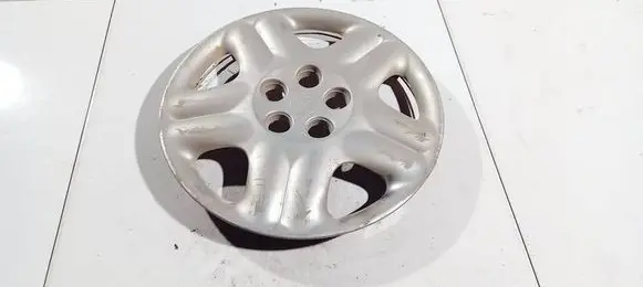 Toyota Corolla Verso E121 R15 wheel hub/cap/trim 4260205080B 4260205080-B