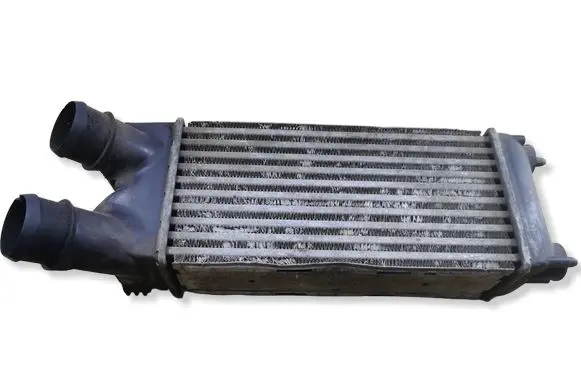 BMW 3 E90 E91 Intercooler radiator 9682434580 M133920