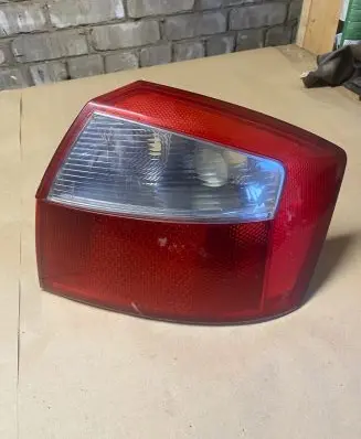 Audi A4 S4 B6 8E 8H Rear/tail lights 8E0945096