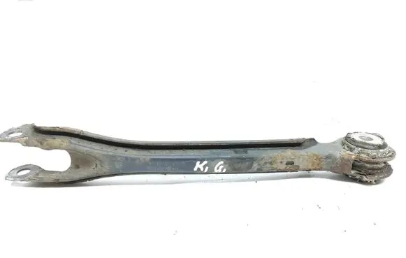 Mercedes-Benz C W204 Rear control arm A2043521205 1011