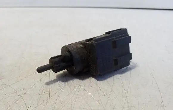 Volkswagen Golf V Brake pedal sensor switch 3B0945511A