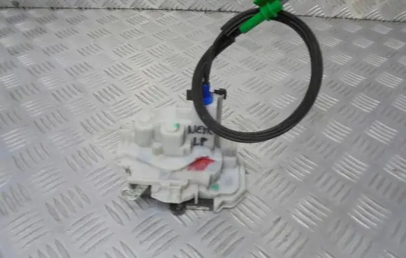 Citroen Nemo Front door lock