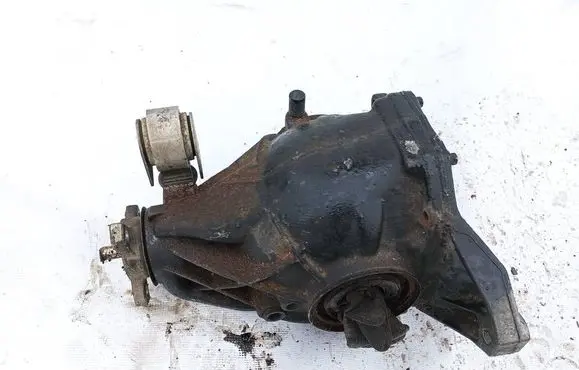 Mercedes-Benz CLS C218 X218 Rear differential A2043510408 A2043510408C