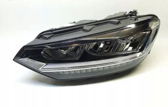 Volkswagen Touran III Headlight/headlamp 5TB941035B