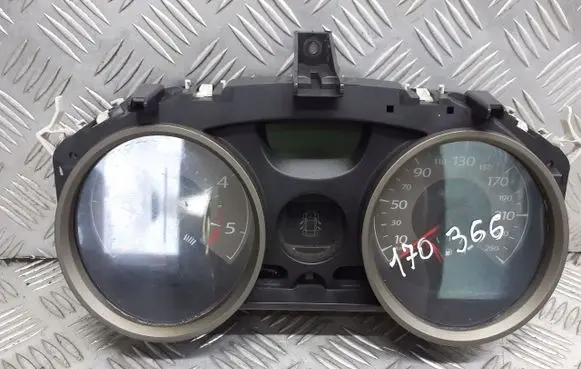 Renault Megane II Tachometer 8200720308