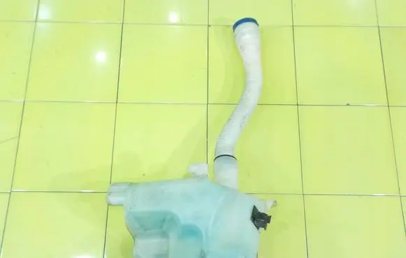 Citroen C4 Grand Picasso Windshield washer fluid reservoir/tank 967156838