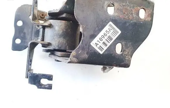 Mazda Premacy Engine mount bracket 