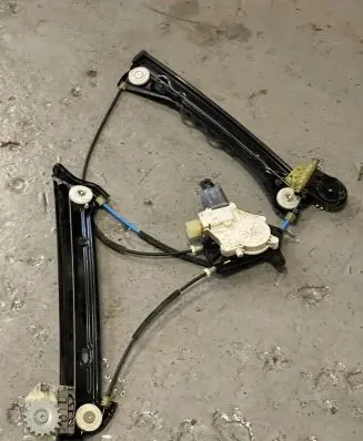 BMW 4 F36 Gran coupe Front door window regulator with motor 7326327 7365259