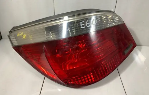 BMW 5 E60 E61 Rear/tail lights 6910767