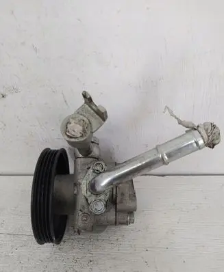 Nissan Navara D40 Power steering pump