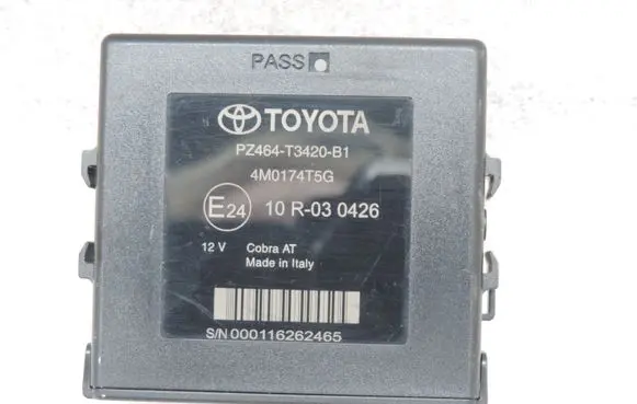 Toyota Avensis T270 Parking PDC control unit/module PZ464T3420B1
