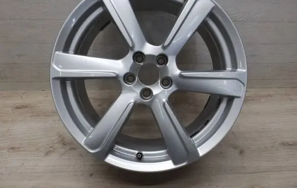 R19 alloy rim
