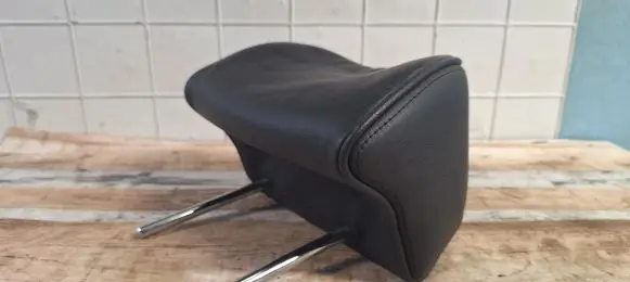 Peugeot 607 Rear seat headrest 
