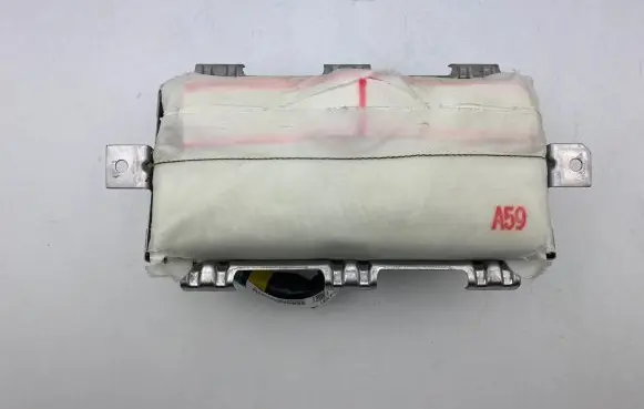 Toyota Prius Prime Passenger airbag Q6BD31703166 B08264000 201611