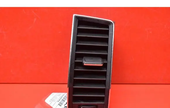 Dashboard side air vent grill/cover trim