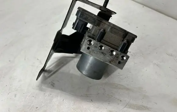 Maserati Ghibli ABS Pump 6701037380 0265259447