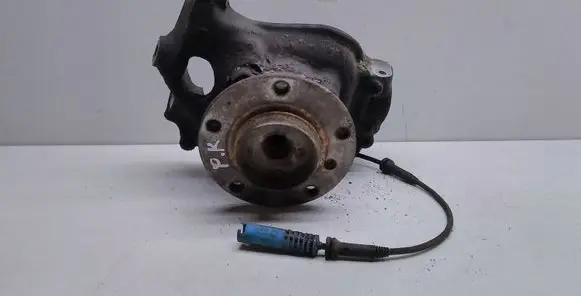 BMW 5 E60 E61 Front wheel hub spindle knuckle