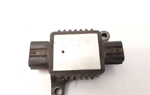 Honda Legend III KA9 Ignition amplifier control unit 