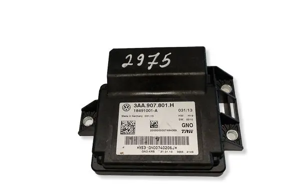 Volkswagen PASSAT B7 Hand brake control module 3AA907801H