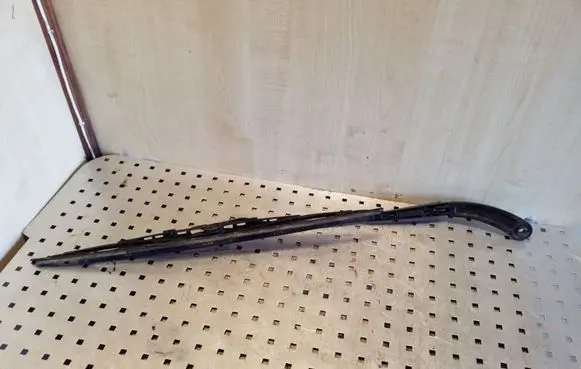Renault Megane II Front wiper blade arm 80008227