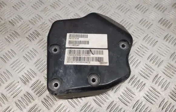 Jeep Grand Cherokee Other engine bay part P05162101AB 05162101AB