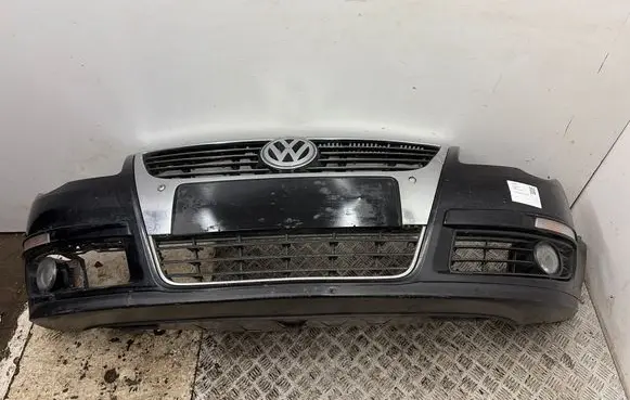 Volkswagen PASSAT B6 Front bumper 