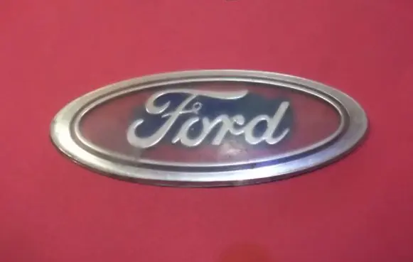 Ford Sierra Manufacturers badge/model letters SCORPSIERRA