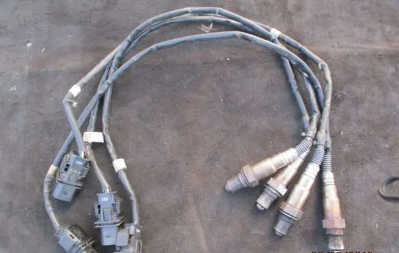 Volkswagen Transporter - Caravelle T5 Lambda probe sensor 03L906262P