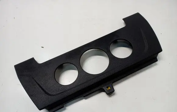 Renault Master III Dashboard center trim panel 682605388R