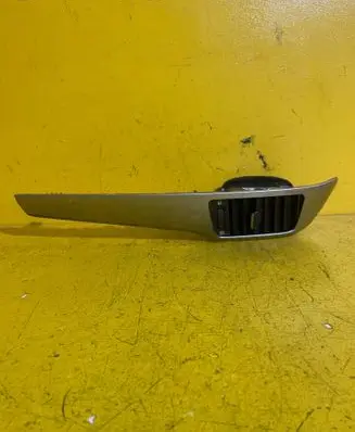 Chevrolet Captiva Dashboard side air vent grill/cover trim 96434404