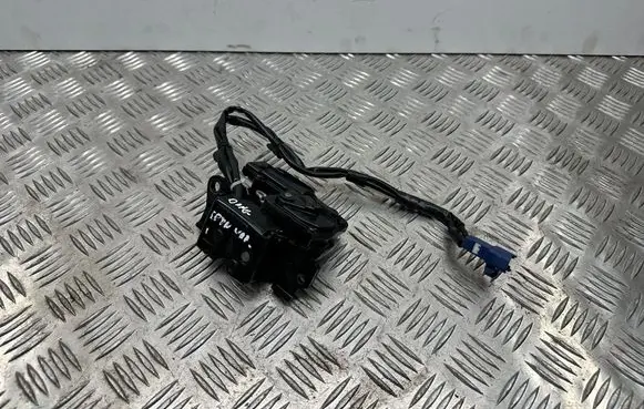 Lexus CT 200H Engine bonnet/hood lock/catch