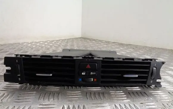 BMW 3 E92 E93 Dash center air vent grill 9130469