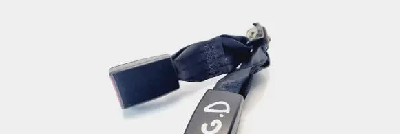 Mazda 3 I Middle seatbelt buckle (rear) 