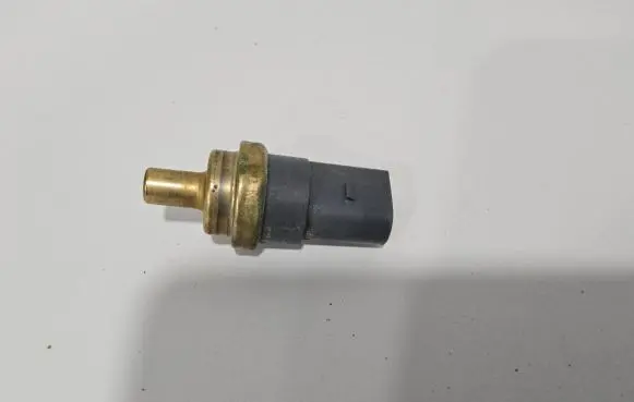 Coolant temperature sensor