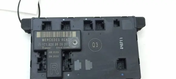 Mercedes-Benz SLK R171 Door control unit/module A1718200626 1718200626 A171820062601