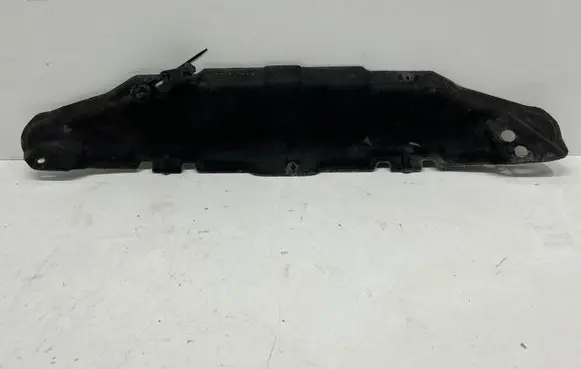 Engine bonnet/hood sound/heat insulation