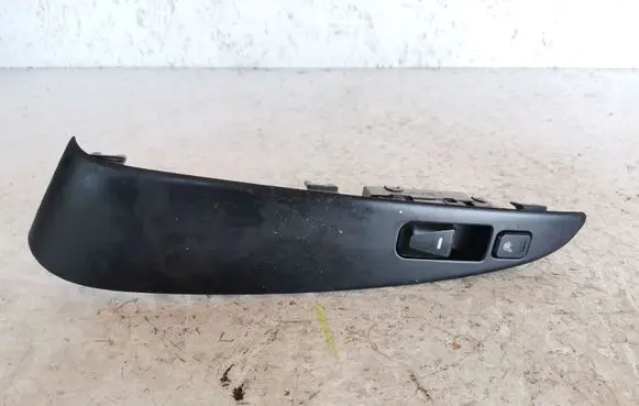 Hyundai ix35 Electric window control switch 935802S6109P