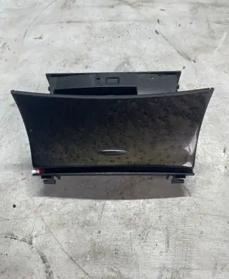 Mercedes-Benz E W211 Car ashtray A2118101330