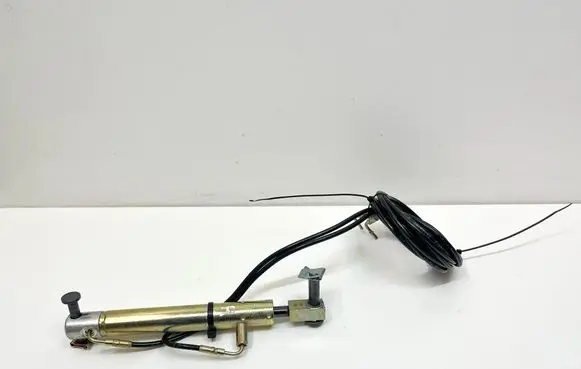 Mercedes-Benz SL R230 Convertible roof main ram cylinder A2308001472 2308001472