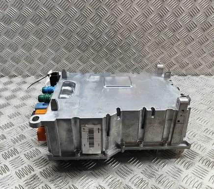 Peugeot 3008 III Voltage converter inverter 9860779080 9697728180
