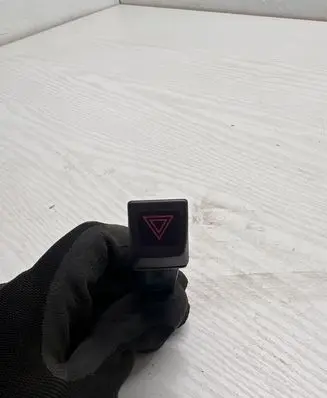 Volvo V50 Hazard light switch 30739296 05W112