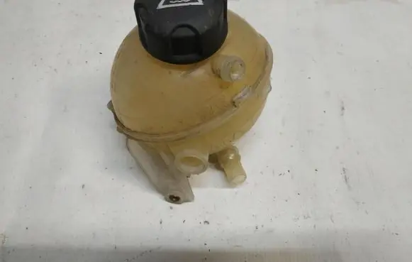 Citroen C4 Grand Picasso Coolant expansion tank/reservoir 9639562580