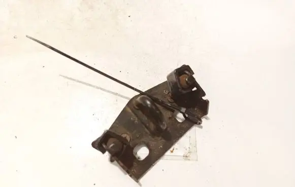 Peugeot 1007 Rear door lock loop/hook striker 