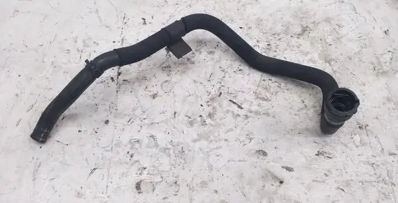 Audi Q7 4L Engine coolant pipe/hose