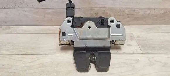 Opel Zafira B Tailgate/trunk/boot lock/catch/latch 