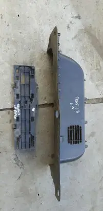 Renault Trafic III (X82) Front sill trim cover 768510190R