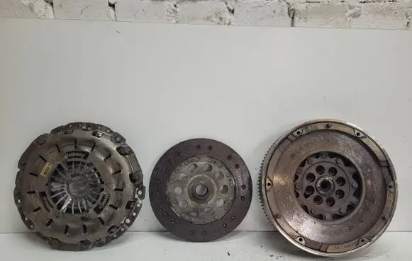 BMW 3 E92 E93 Clutch set kit 7549441