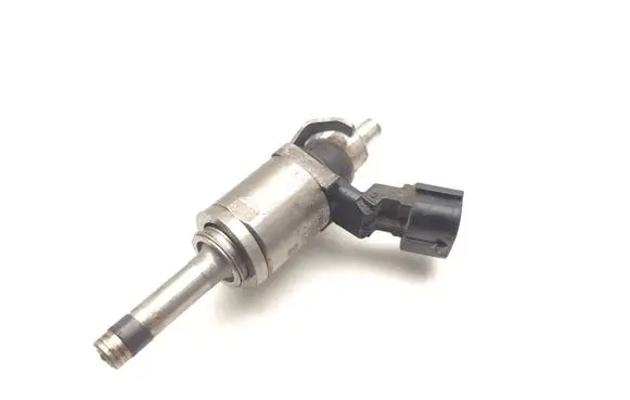 Mitsubishi Eclipse Cross Fuel injector 1465A546