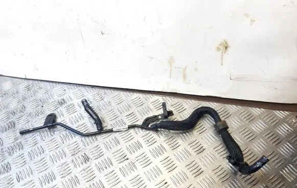 Volkswagen Jetta VI Engine coolant pipe/hose 5K0121064H